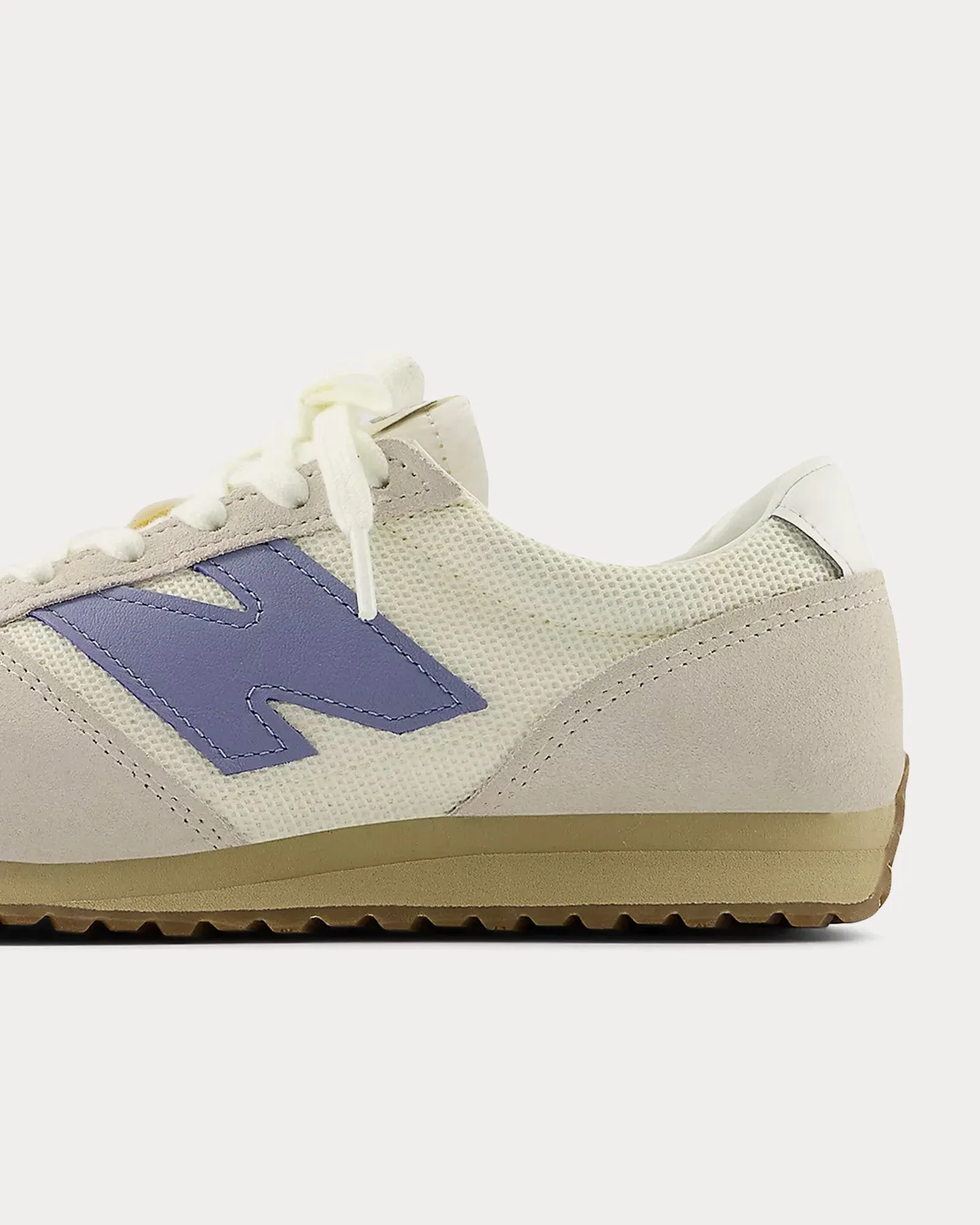 471 Timberwolf /Angora / Dusk Shower Low Top Sneakers