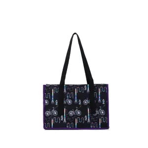 Chicken Boots x della Q Project Bag | Yarn Bombing